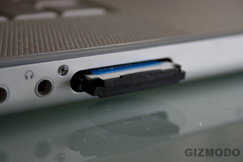 Illustration for article titled First Review: Lexar ExpressCard SSD